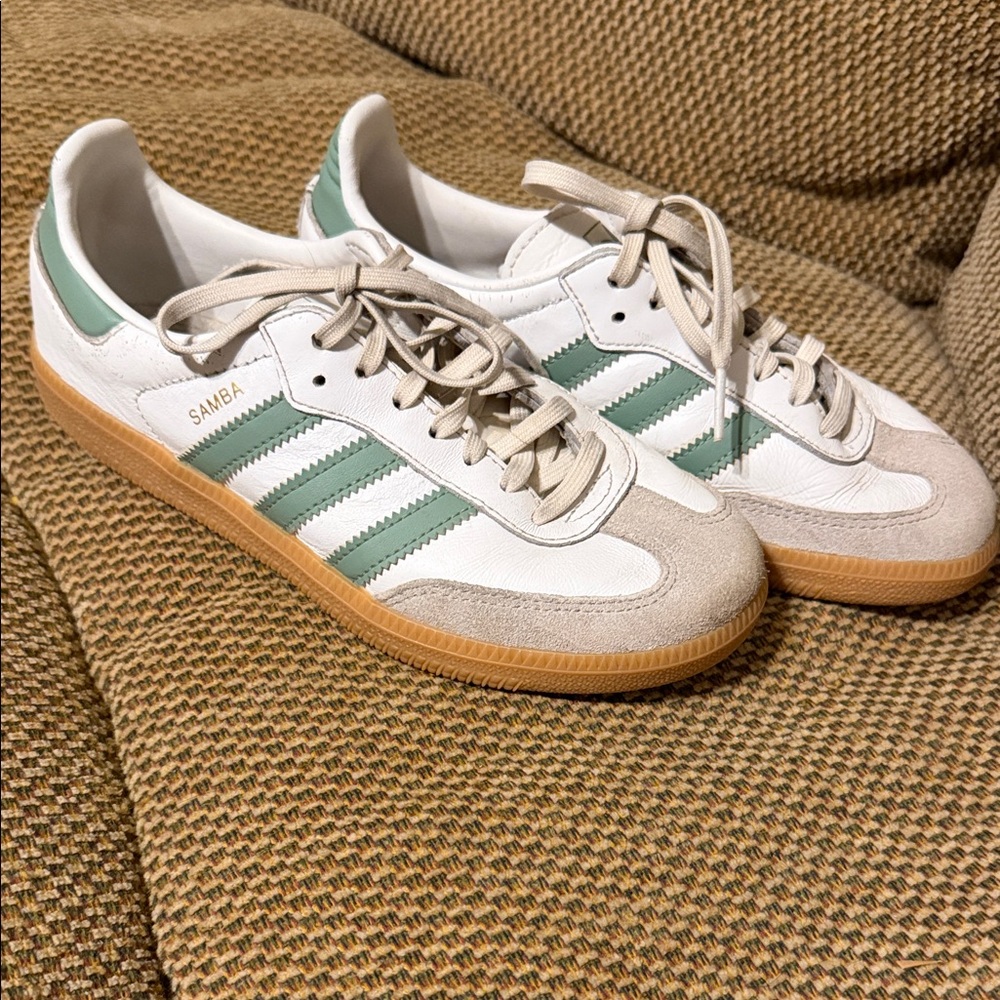 adidas Samba Low-Top Sneakers in White and Mint